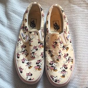 LIKE NEW rare Disney Minnie Mouse Vans! 💕🐭